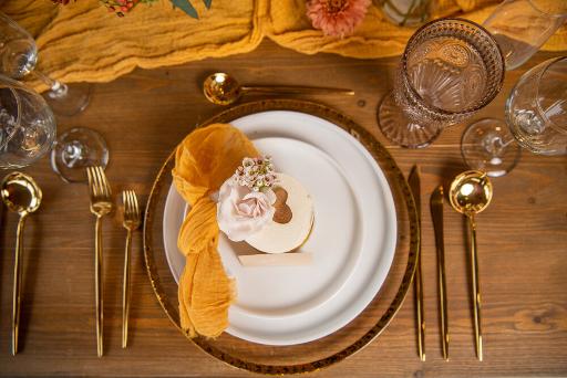 Rustic autumn place setting