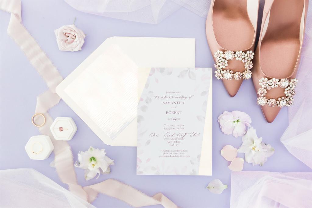 Bright and cheerful flat-lay